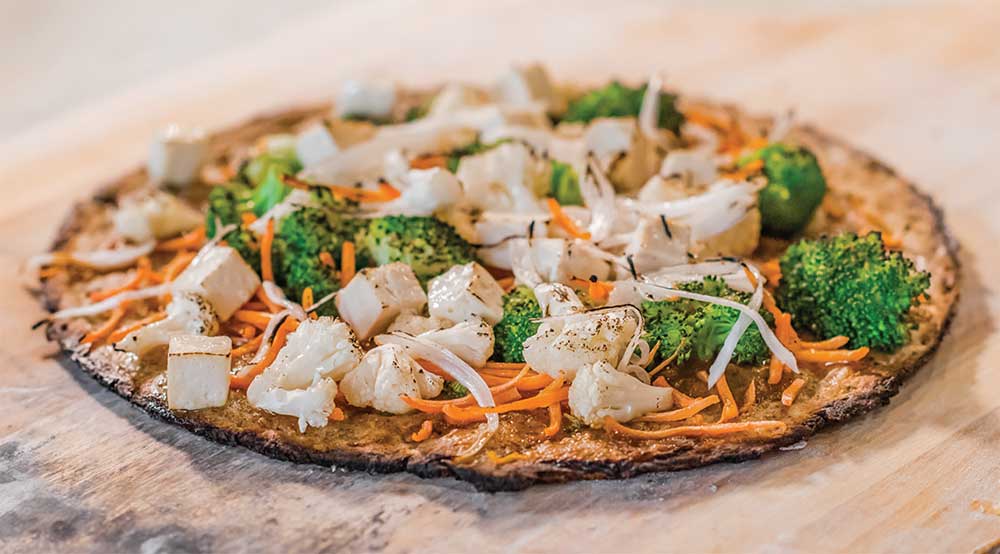 vegan-pad-thai-pizza-on-cauliflower-crust